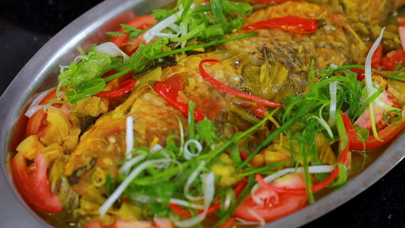 Thành phẩm cá chép om dưa thịt ba chỉ