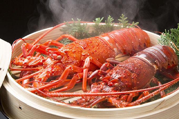 Tôm Hùm Đỏ Úc Hấp Bia