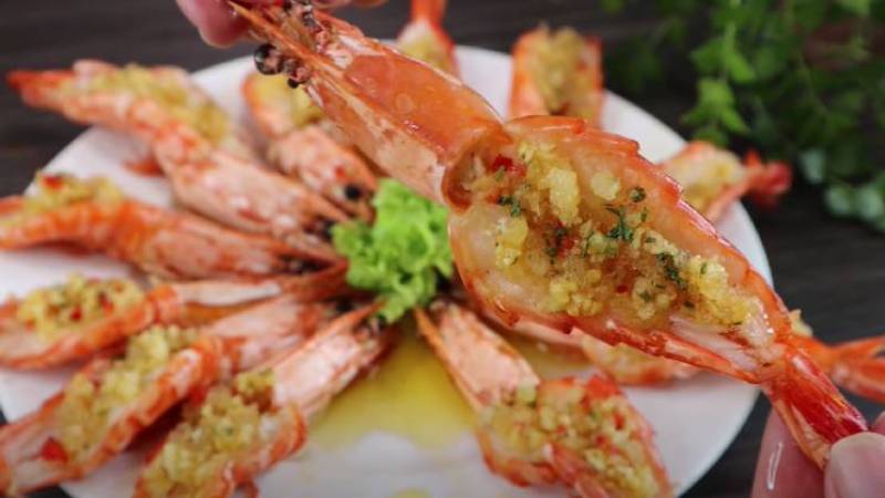 Tôm sú sốt bơ tỏi