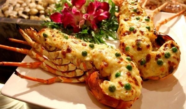 Tôm hùm bông nướng phô mai