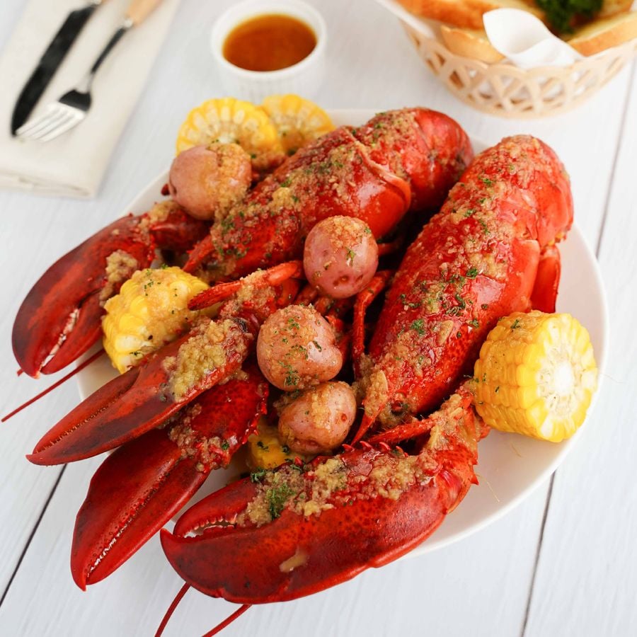 Tôm hùm Alaska sốt bơ tỏi
