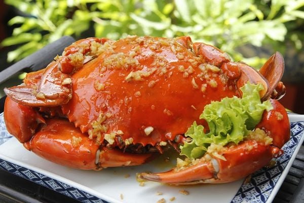 Cua Cà Mau sốt bơ tỏi