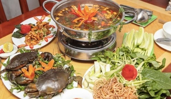 Lẩu cua Cà Mau hải sản