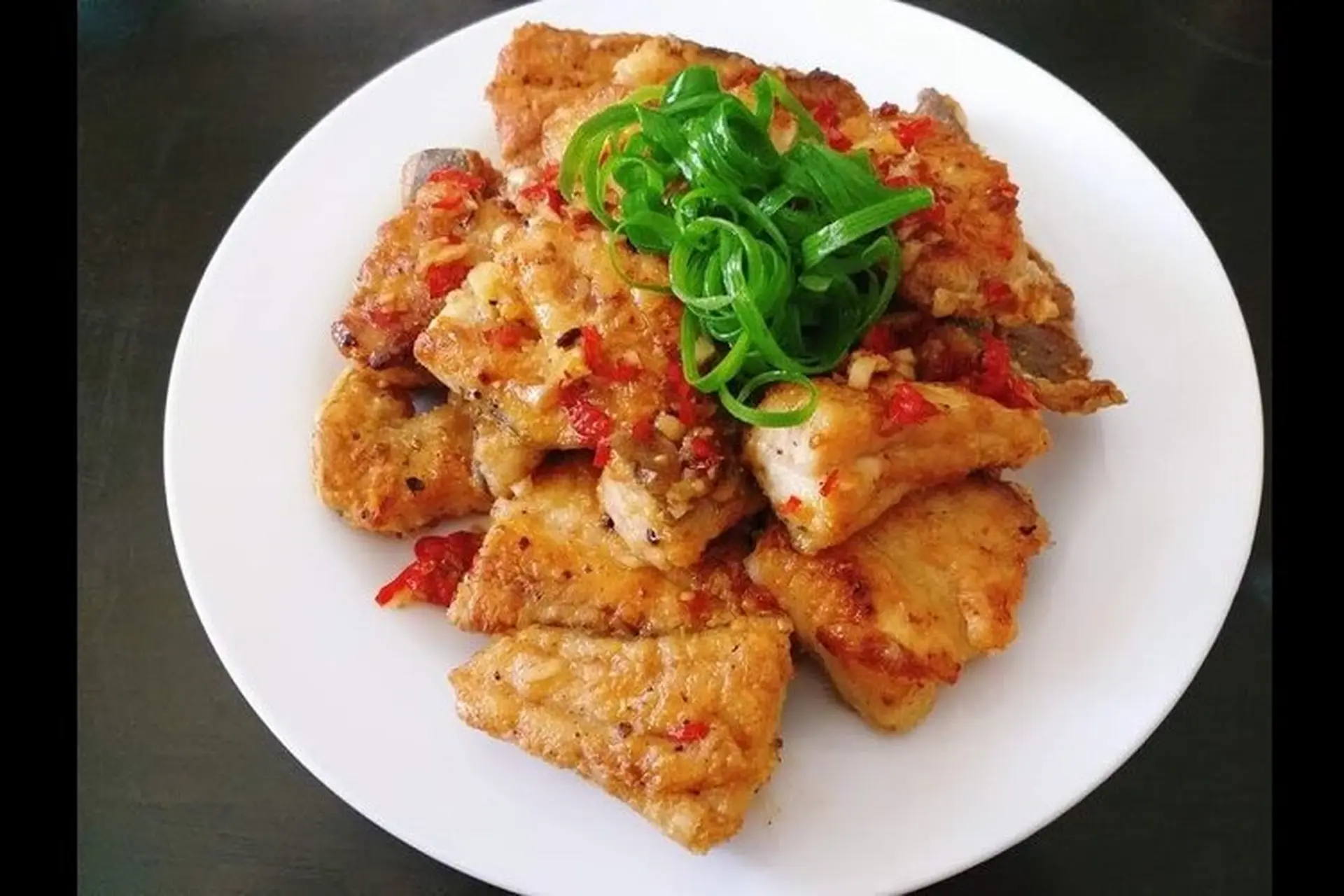 Cá đuối chiên giòn