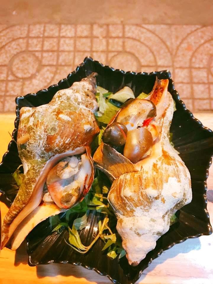 Ốc đỏ rang muối