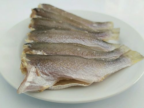 Khô cá đù nhiều nắng loại vừa ăn - Giao hàng Toàn Quốc